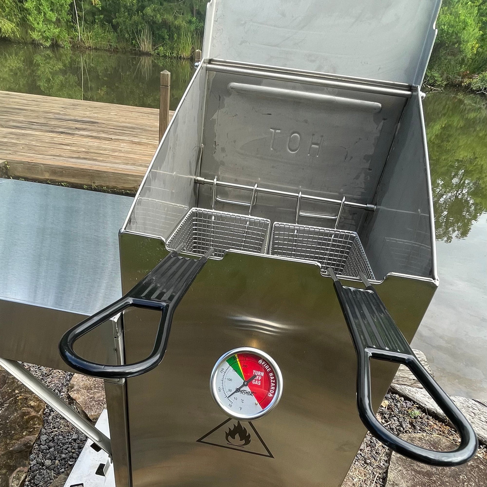 4-gal Stainless Bayou® Fryer with Cart