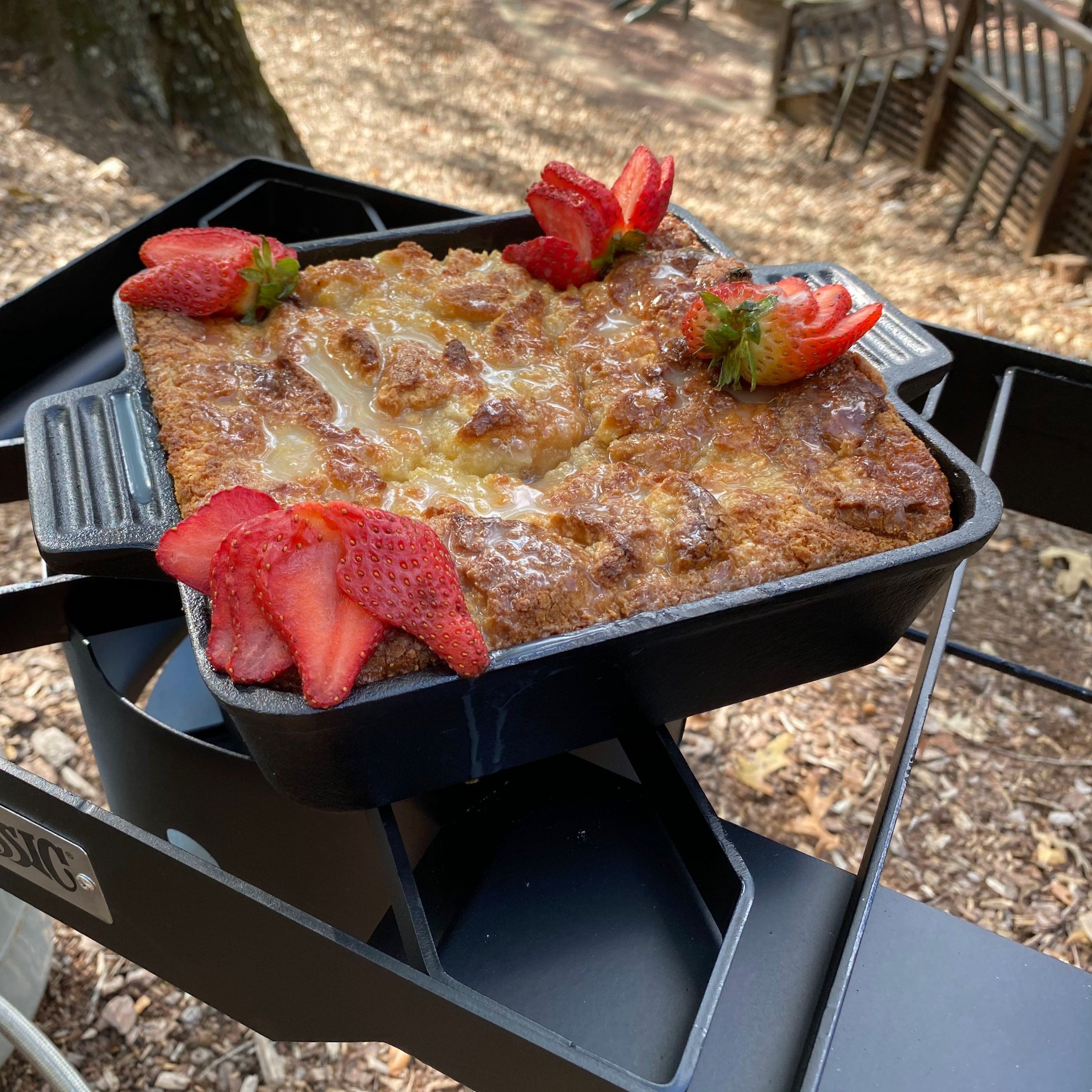8-in Cast Iron Square Cake Pan