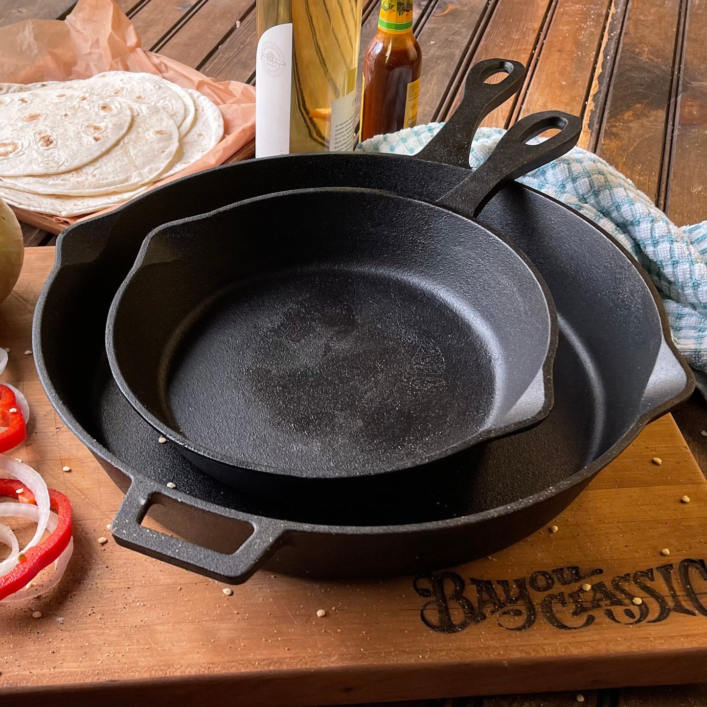 2-pc Cast Iron Skillet Set; 10 and 14-in